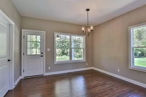 447 Ohagan Dr, Crown Point, IN 46307 photo 5