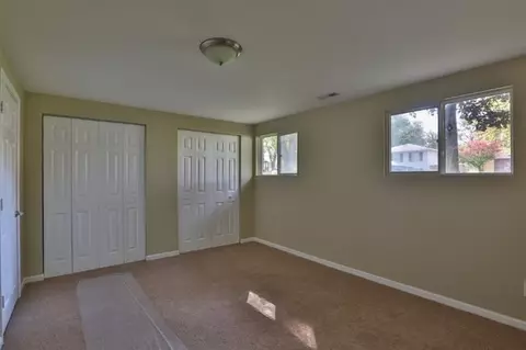 622 Darcy Ln, Griffith, IN 46319 photo 7
