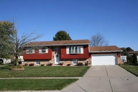 103 Orange Ct, Hebron, IN 46341 photo 1
