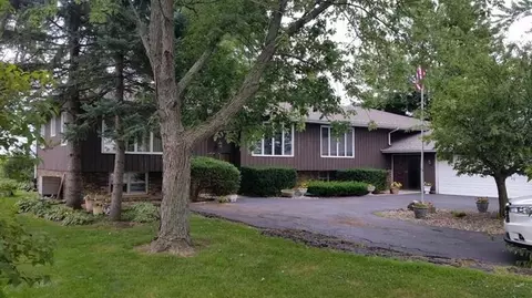 9411 Stateline Rd, Dyer, IN 46311 photo 1