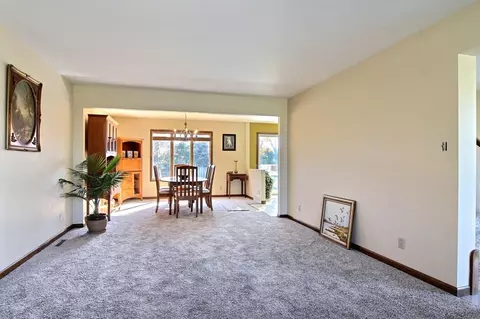 9721 Redbud Rd, Munster, IN 46321 photo 9
