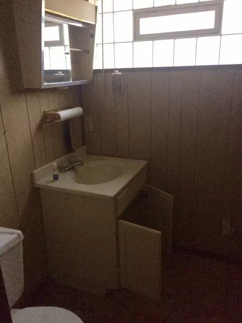 346 Arthur St, Gary, IN 46404 photo 5