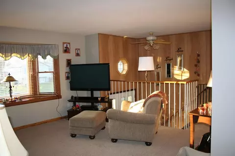 74 Maple Ct, Hebron, IN 46341 photo 5
