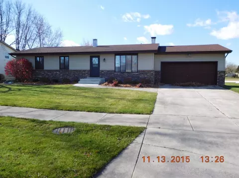 9530 Johnson St, Crown Point, IN 46307 photo 3