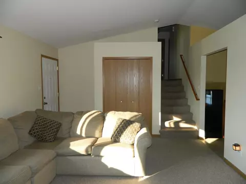 203 Juniper St NW, De Motte, IN 46310 photo 7