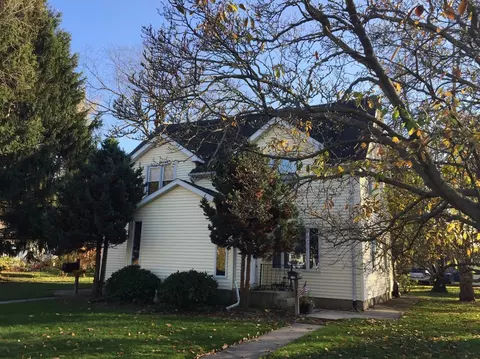 307-309 Park Ave, Chesterton, IN 46304 photo 1