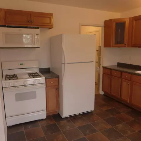 14980 Heritage Dr, Wheatfield, IN 46392 photo 4