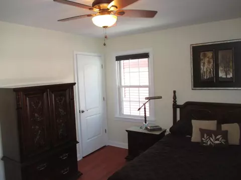 1219 E Miller St, Griffith, IN 46319 photo 7