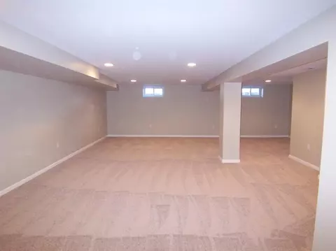 951 N Jay St, Griffith, IN 46319 photo 9