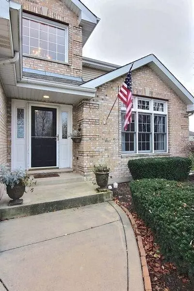 252 Crestview Ln, Dyer, IN 46311 photo 2