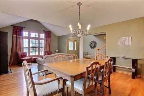 252 Crestview Ln, Dyer, IN 46311 photo 7