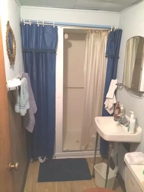 8201 Locust Ave, Gary, IN 46403 photo 9