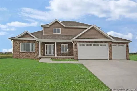 9505 W 103, Saint John, IN 46373 photo 2