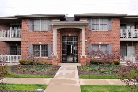 531 Cambridge Ct #2C, Munster, IN 46321 photo 3