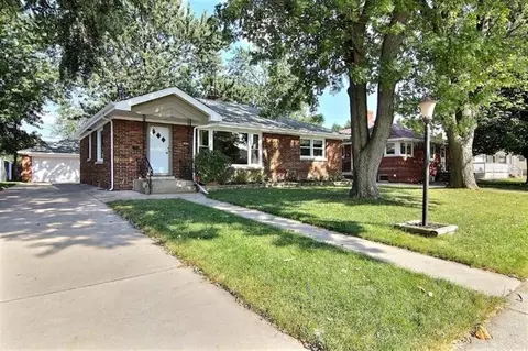8027 Jackson Ave, Munster, IN 46321 photo 1