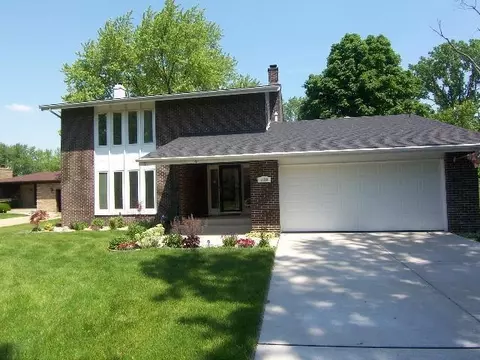 1329 River Dr, Munster, IN 46321 photo 1