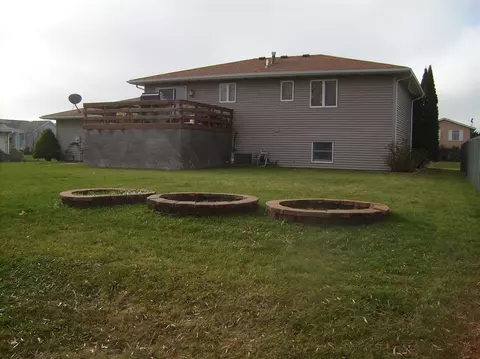 9809 Harrison St, Crown Point, IN 46307 photo 4