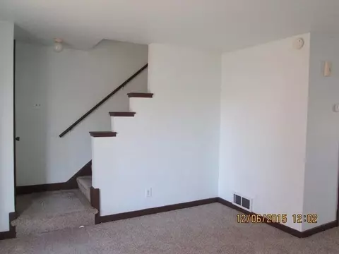 8237 Highland Pl, Munster, IN 46321 photo 3
