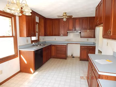 5598 N 425, Rolling Prairie, IN 46371 photo 9