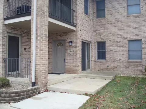 1365 Wright Dr, Crown Point, IN 46307 photo 1