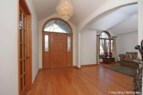 100 Exeter Rd, Munster, IN 46321 photo 3