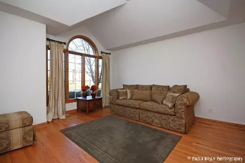 100 Exeter Rd, Munster, IN 46321 photo 4