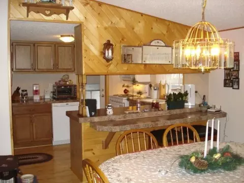 9567 Barbara Ct, De Motte, IN 46310 photo 6