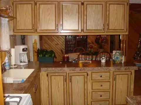 9567 Barbara Ct, De Motte, IN 46310 photo 8