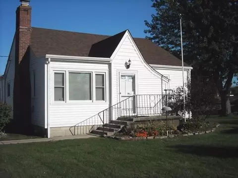 1625 N Jay St, Griffith, IN 46319 photo 1