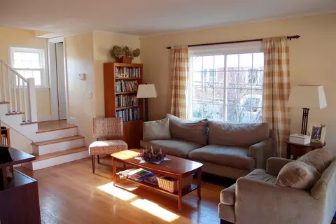 306 Beverly Pl, Munster, IN 46321 photo 4
