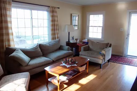 306 Beverly Pl, Munster, IN 46321 photo 5