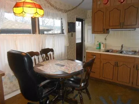 904 E Crestview Ct, Crown Point, IN 46307 photo 6