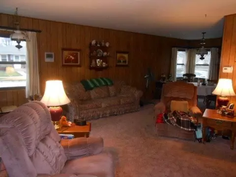 904 E Crestview Ct, Crown Point, IN 46307 photo 7
