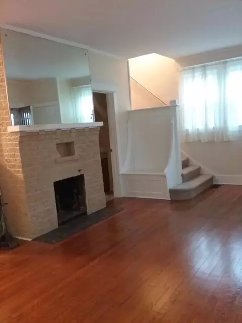 431 S Main St, Crown Point, IN 46307 photo 3