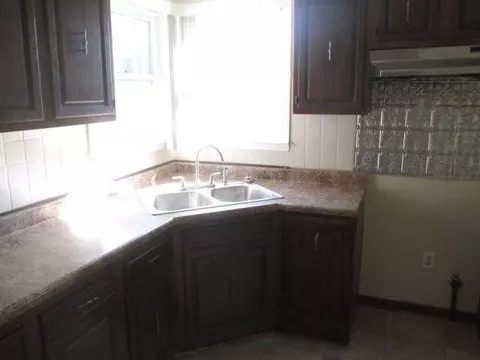 2132 W 14th Ave, Gary, IN 46404 photo 5