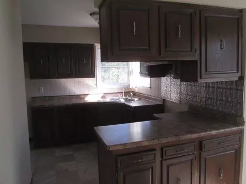 2132 W 14th Ave, Gary, IN 46404 photo 4