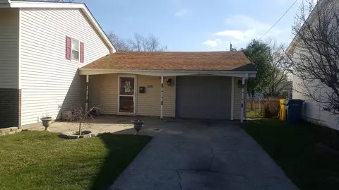 309 E 40th Pl, Griffith, IN 46319 photo 3