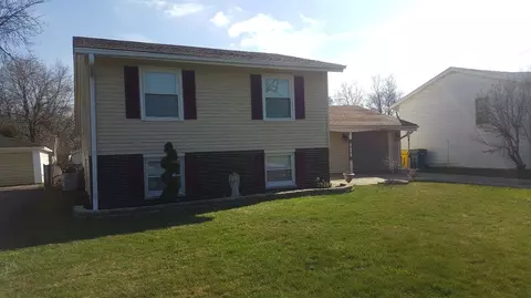 309 E 40th Pl, Griffith, IN 46319 photo 4