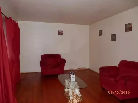 572 Mount St, Gary, IN 46406 photo 2