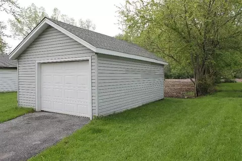 1810 E Main St, Griffith, IN 46319 photo 3
