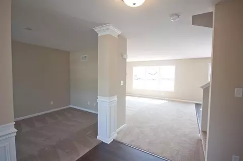 13077 Massachusetts St, Crown Point, IN 46307 photo 2