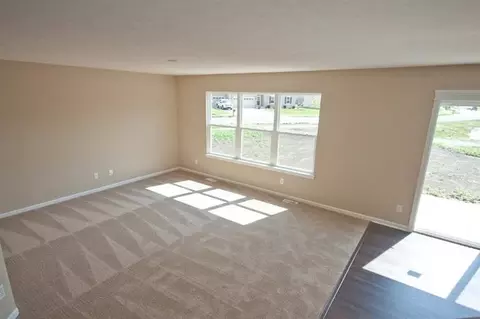 13077 Massachusetts St, Crown Point, IN 46307 photo 4