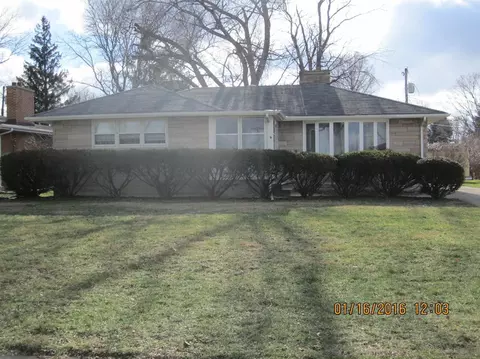 1826 S River Dr, Munster, IN 46321 photo 1