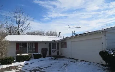 1017 N Wheeler St, Griffith, IN 46319 photo 1