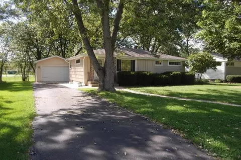 343 Maple Ln, Crown Point, IN 46307 photo 2