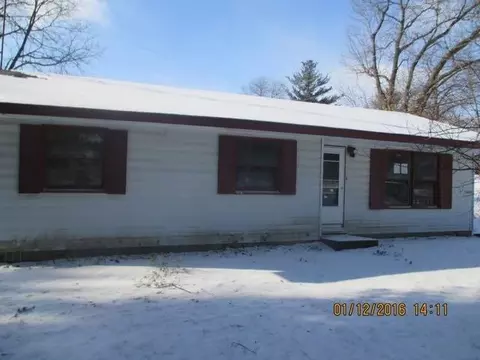 10484 N 500 E, De Motte, IN 46310 photo 1