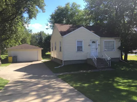 409 E Glen Park Ave, Griffith, IN 46319 photo 1