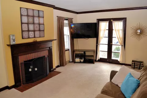 247 Beverly Pl, Munster, IN 46321 photo 7