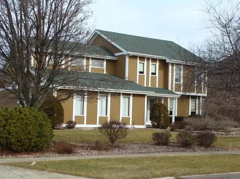 1307 Brandywine Dr, Munster, IN 46321 photo 1