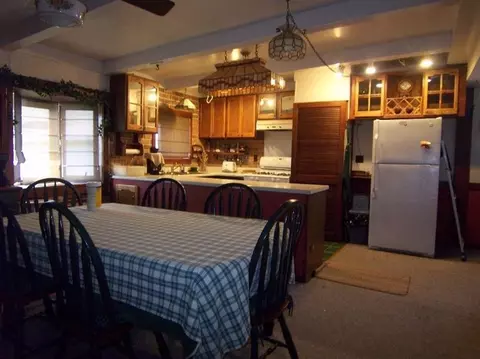 1334 Davis Ave, Whiting, IN 46394 photo 4